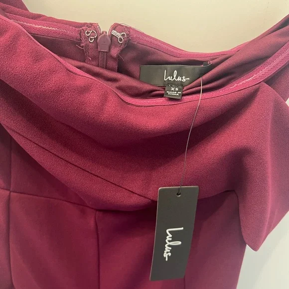 NWT Lulus Off-Shoulder Burgundy Jumpsuit - Picture 3 of 5